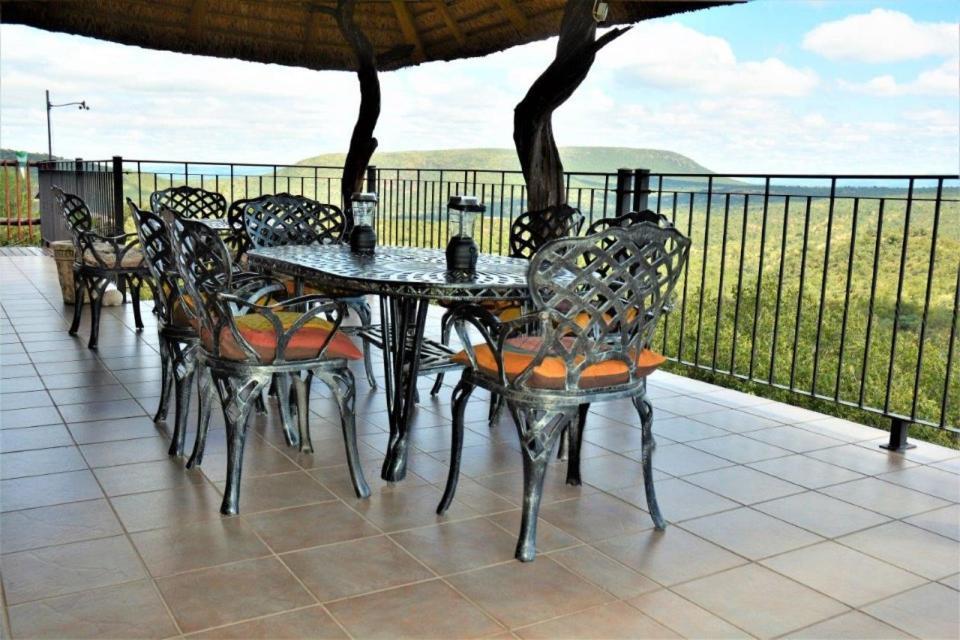 Mabalingwe Uzuri Lodge Bela-Bela Exterior photo